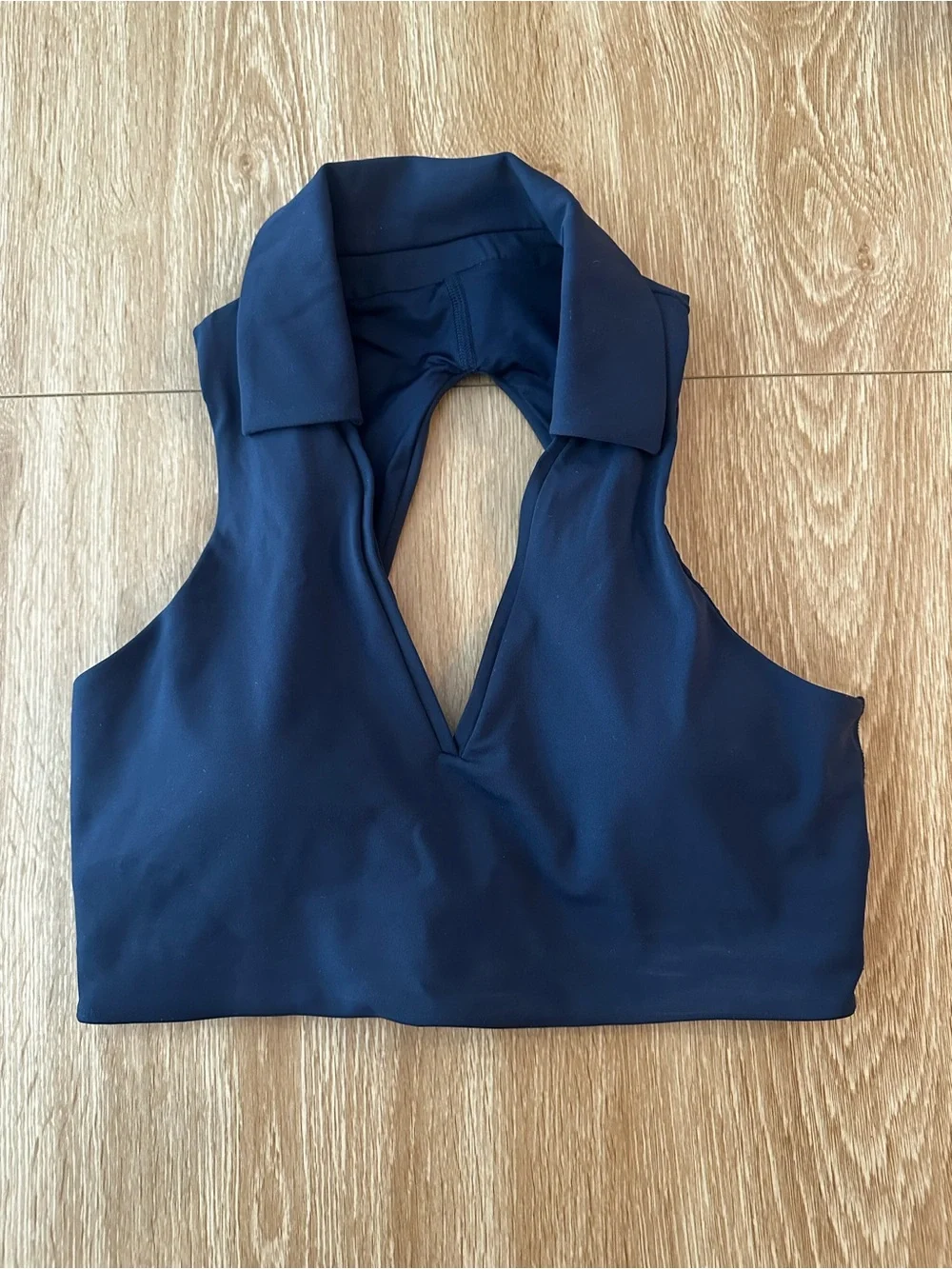 lululemon athletica Navy Workout Crop Top size 8